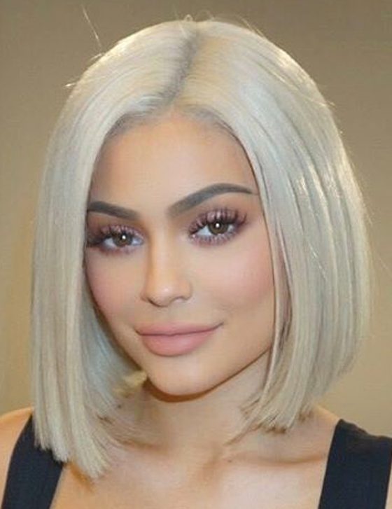 Kylie Jenner Hairstyles-Platinum Blonde Bob-women's hairstyles